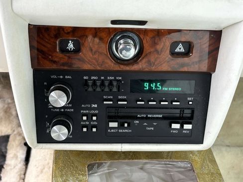 Used 1987 Rolls-Royce Silver Spur image 13