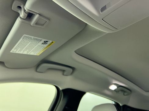 Used 2024 Ford Escape Platinum w/ Premium Technology Package image 19