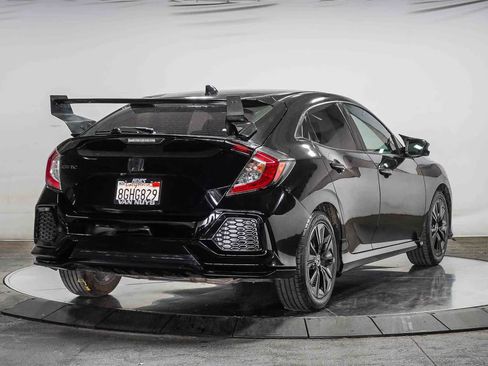Used 2018 Honda Civic EX image 4