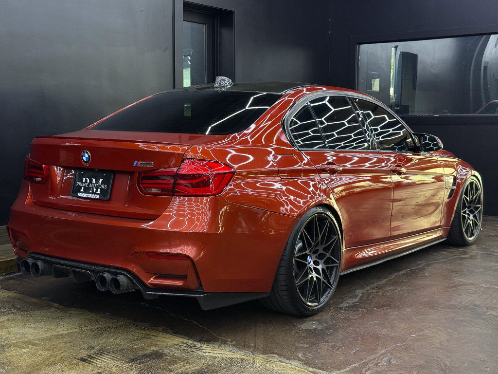 Used 2018 BMW M3 RWD image 9