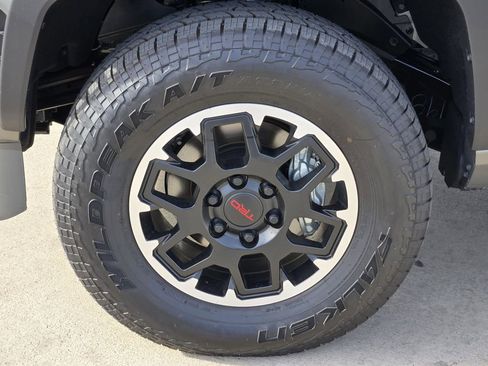New 2026 Toyota Tacoma TRD Off-Road AWD/4WD image 7