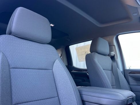 New 2026 GMC Sierra 1500 Elevation AWD/4WD image 13