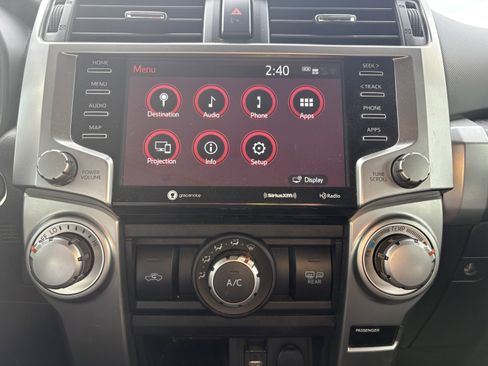 Used 2020 Toyota 4Runner SR5 Premium image 10