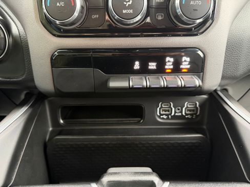 Used 2022 RAM 1500 Big Horn image 8