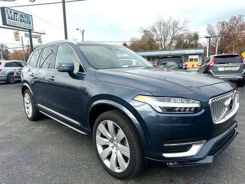 Used 2021 Volvo XC90 T6 Inscription w/ Advanced Package image 2