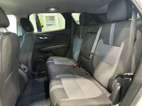 Used 2025 Chevrolet Blazer LT image 27