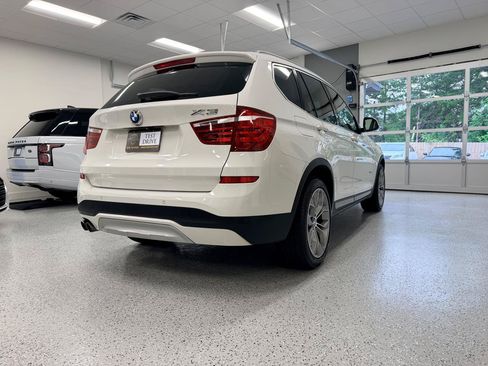 Used 2016 BMW X3 xDrive28i AWD/4WD image 9
