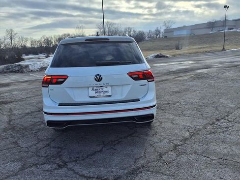 Used 2023 Volkswagen Tiguan SE R-Line image 20