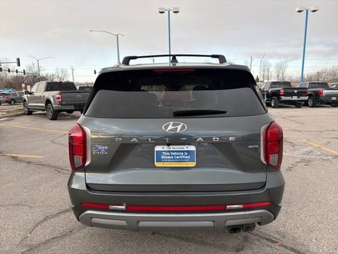 Used 2023 Hyundai Palisade Limited image 5