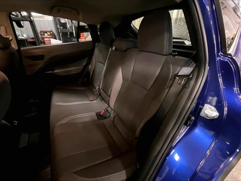 Used 2025 Subaru Crosstrek 2.0i Premium image 20