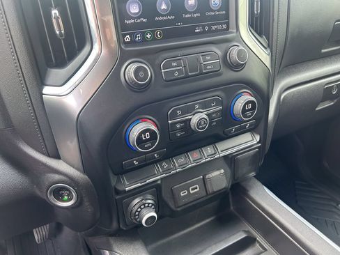 Used 2022 Chevrolet Silverado 1500 LT Trail Boss w/ LPO, Dark Essentials Package AWD/4WD image 24