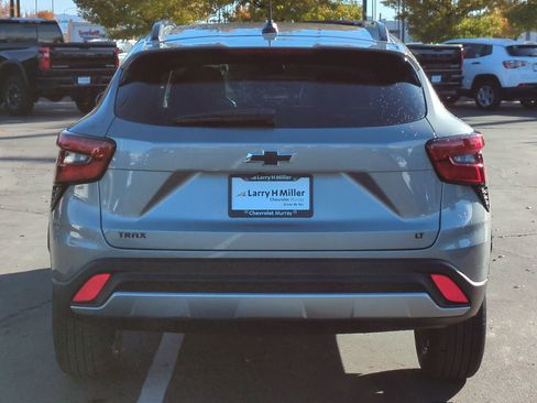 New 2026 Chevrolet Trax LT w/ Driver Confidence Package image 4
