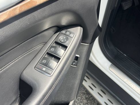 Used 2014 Mercedes-Benz ML 350 4MATIC image 17