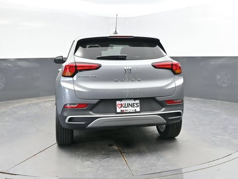 Used 2025 Buick Encore GX Preferred FWD image 8