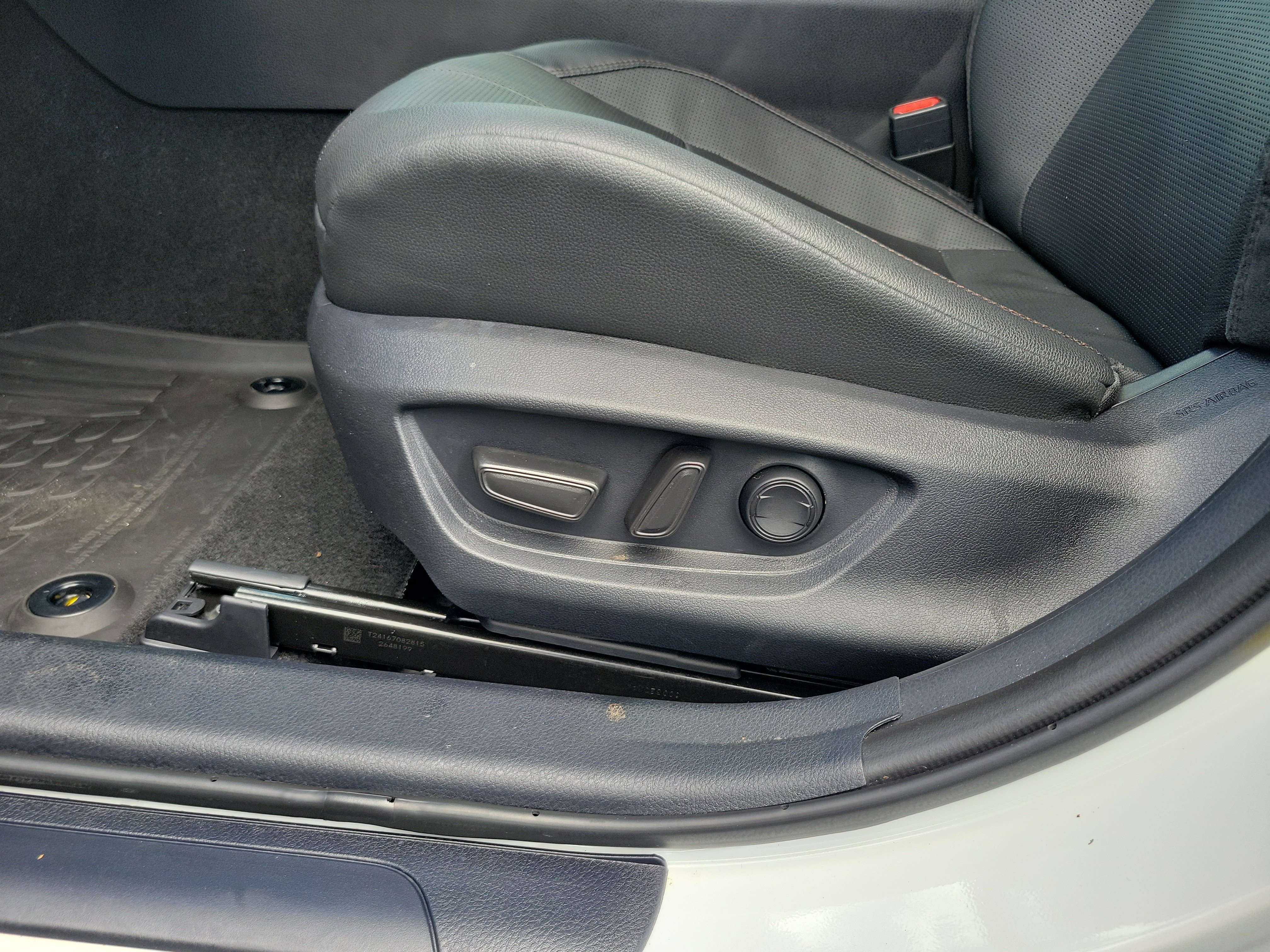 Used 2025 Toyota Camry XLE FWD image 20