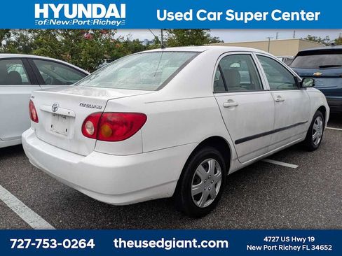 Used 2004 Toyota Corolla CE FWD image 2