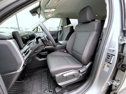 Certified 2026 Hyundai Santa Fe SE AWD/4WD image 11