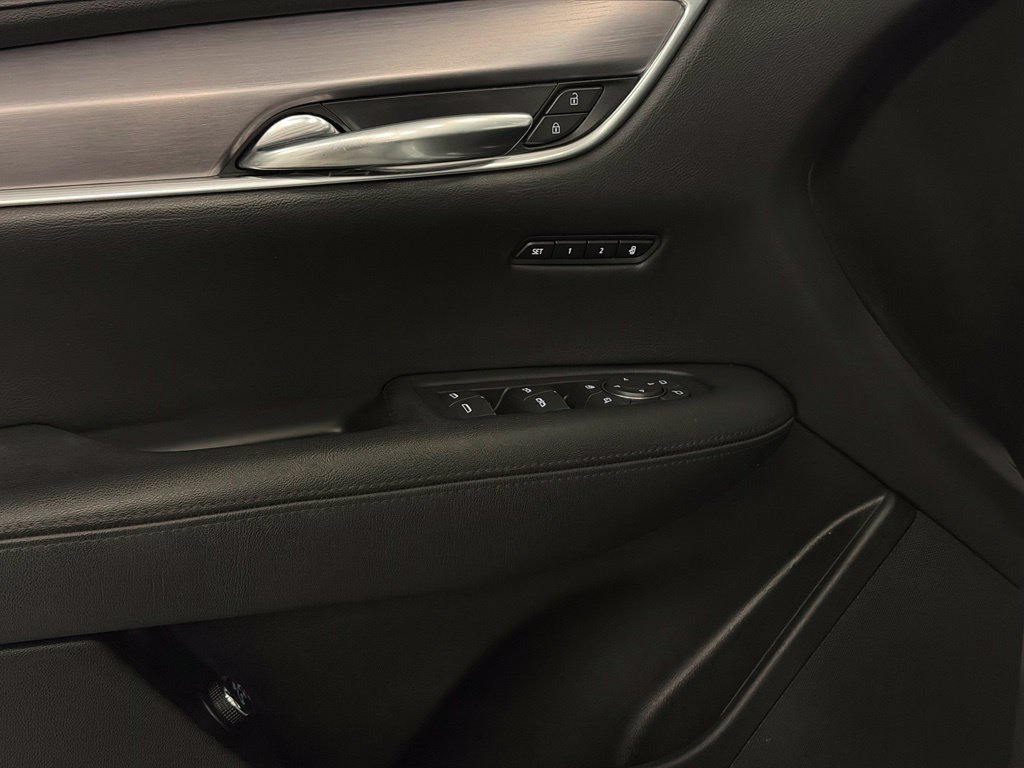 Used 2019 Cadillac XT5 Luxury AWD/4WD image 13