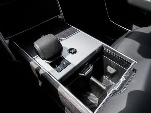 New 2026 Land Rover Range Rover SE AWD/4WD image 28