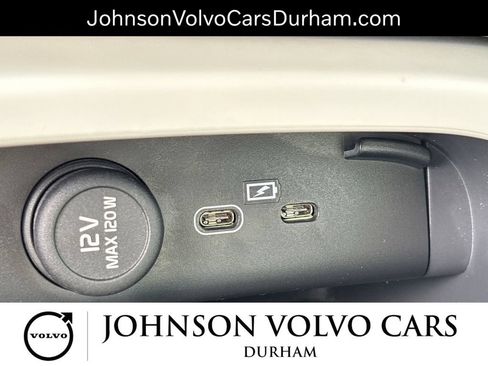 Used 2023 Volvo XC40 B5 Plus w/ Driver Assist Package AWD/4WD image 21