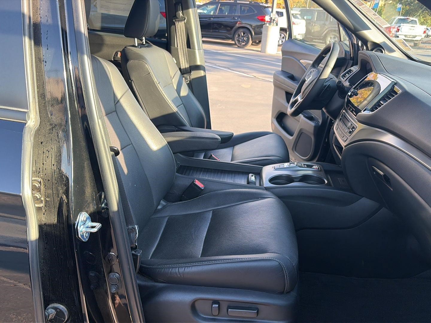 Certified 2023 Honda Passport EX-L image 21