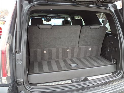 Used 2016 Cadillac Escalade Platinum image 15