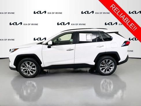 Used 2022 Toyota RAV4 Limited FWD image 4