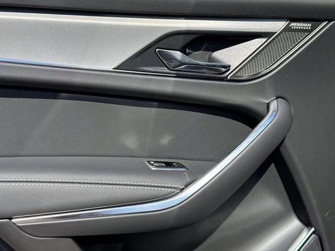 New 2025 Jaguar F-PACE R-Dynamic S image 12