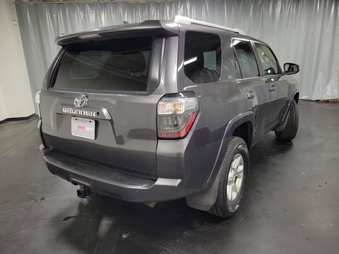 Used 2018 Toyota 4Runner SR5 image 8