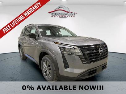 New 2026 Nissan Pathfinder SV w/ SV Premium Package