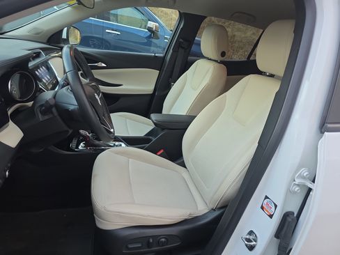 Used 2023 Buick Encore GX Preferred w/ Cold Weather Comfort Package image 2