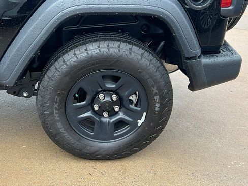 Used 2024 Jeep Wrangler Sport image 12