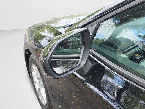 Used 2025 Toyota Camry LE w/ Convenience Package image 27