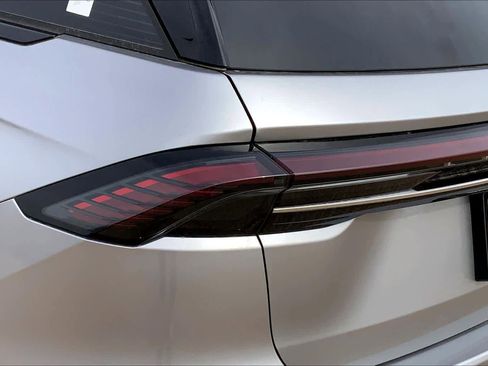 New 2026 Lincoln Nautilus Premier w/ Jet Appearance Package image 14