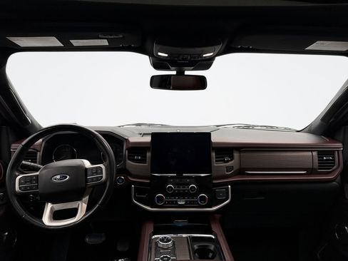 Used 2024 Ford Expedition Max Limited image 14