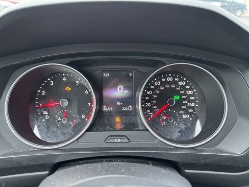 Used 2018 Volkswagen Tiguan SE AWD/4WD image 8