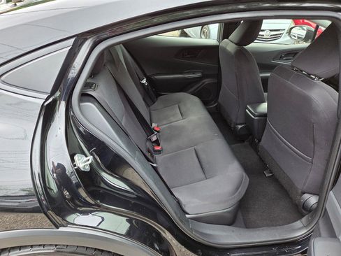 Used 2024 Toyota Prius LE FWD image 15