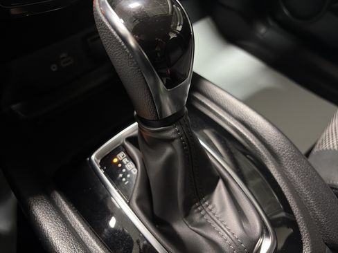 Used 2022 Nissan Rogue Sport SV AWD/4WD image 22