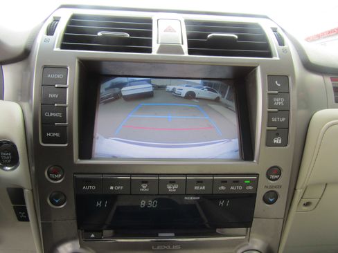 Used 2016 Lexus GX 460 w/ Premium Package image 15