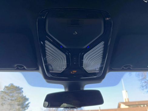 Used 2018 BMW 530i xDrive AWD/4WD image 22