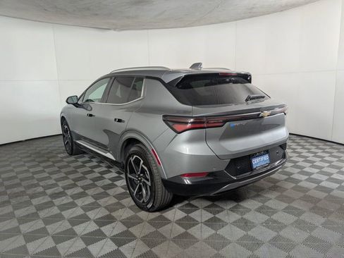 Certified 2025 Chevrolet Equinox EV LT w/ Convenience Package image 8