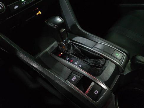 Used 2020 Honda Civic Sport image 25