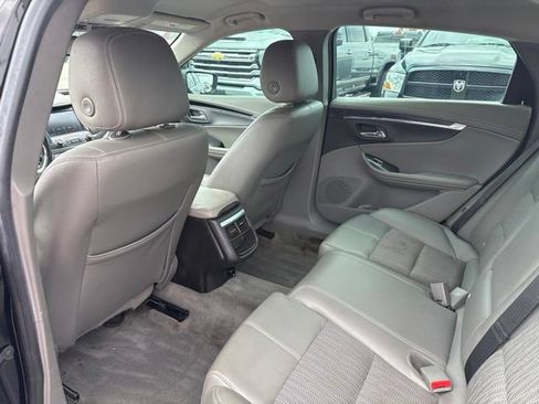 Used 2016 Chevrolet Impala LT w/ Convenience Package FWD image 27