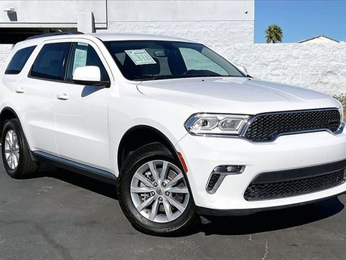 Used 2022 Dodge Durango SXT image 11