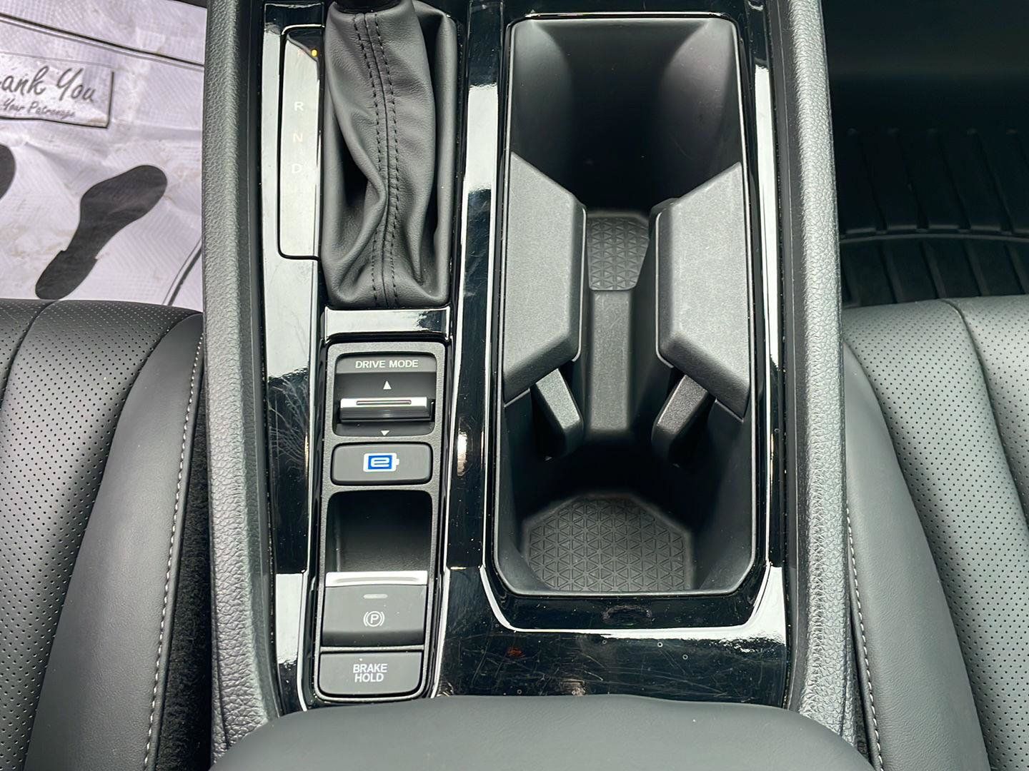 Used 2025 Honda Accord EX-L image 19