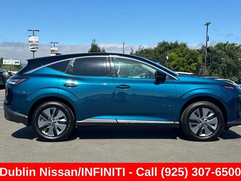 Used 2025 Nissan Murano SL w/ Cargo Package AWD/4WD image 3