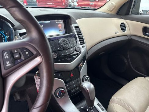 Used 2014 Chevrolet Cruze Diesel image 23