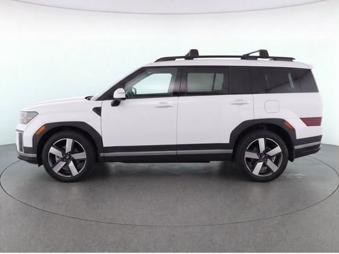 Used 2025 Hyundai Santa Fe Limited AWD/4WD image 6