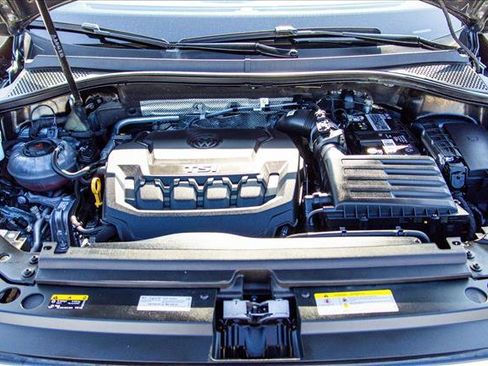 Used 2023 Volkswagen Tiguan SE w/ Panoramic Sunroof Package FWD image 27