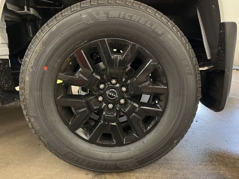 New 2026 Nissan Frontier SV AWD/4WD image 13